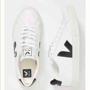 Veja Sneakers